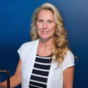 Tanya Binggeli headshot